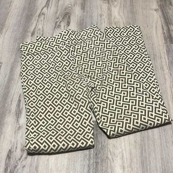 Krazy Larry Brown Tan Geometric Pull On Ankle Pants 4 - Picture 5 of 5